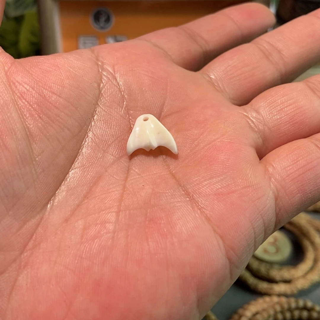 肌***动柏香籽/百香籽吊坠
