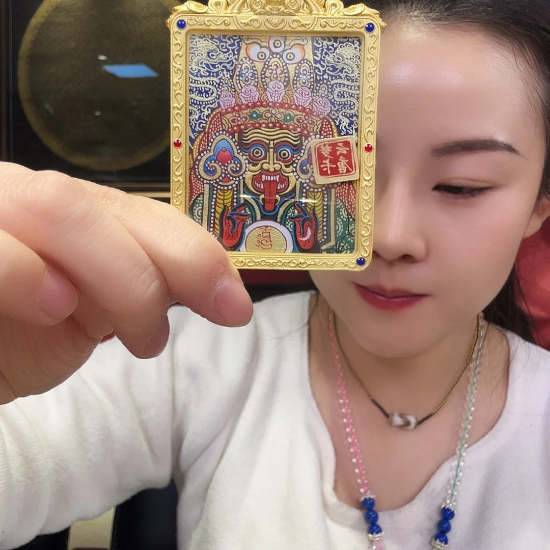 装裱画扎基拉姆带壳子的