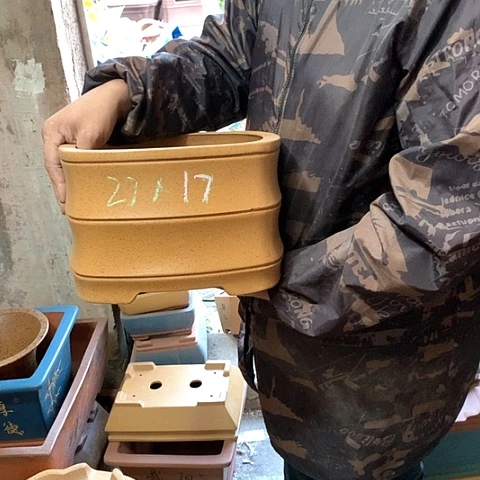 紫砂花盆手工制作