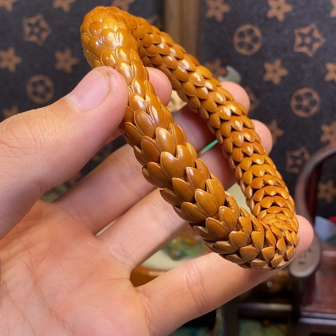 橄榄核吊坠小*哒nbhhjjjhhhhhhhhh