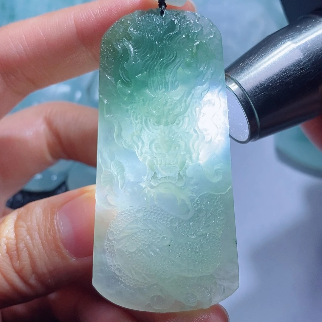 定制翡翠未镶嵌毛货付款后确认抛光