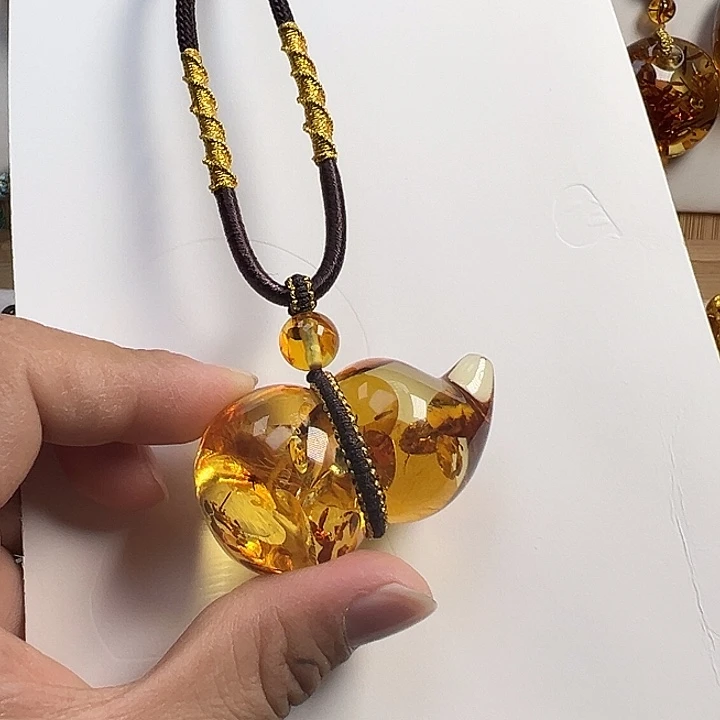 琥珀（花珀）未镶嵌颈饰