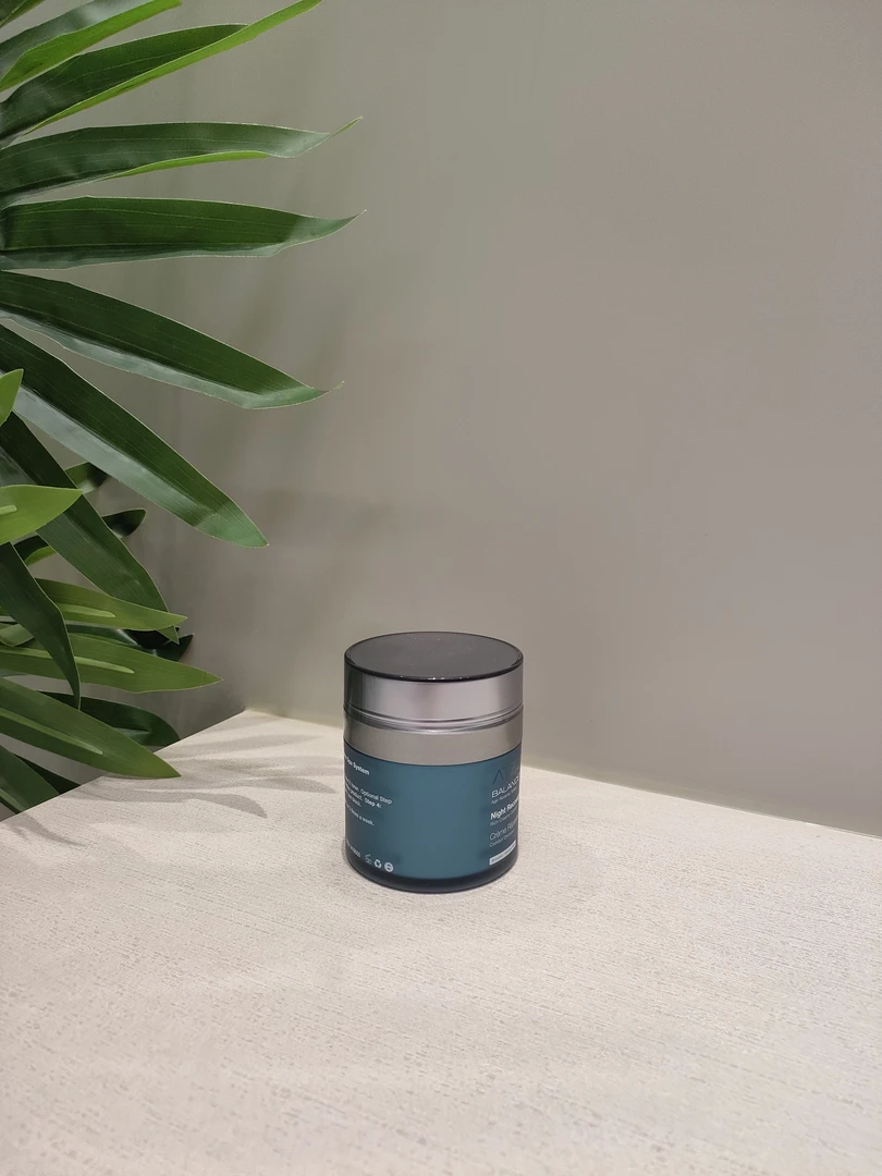 1精华水面霜面膜刷