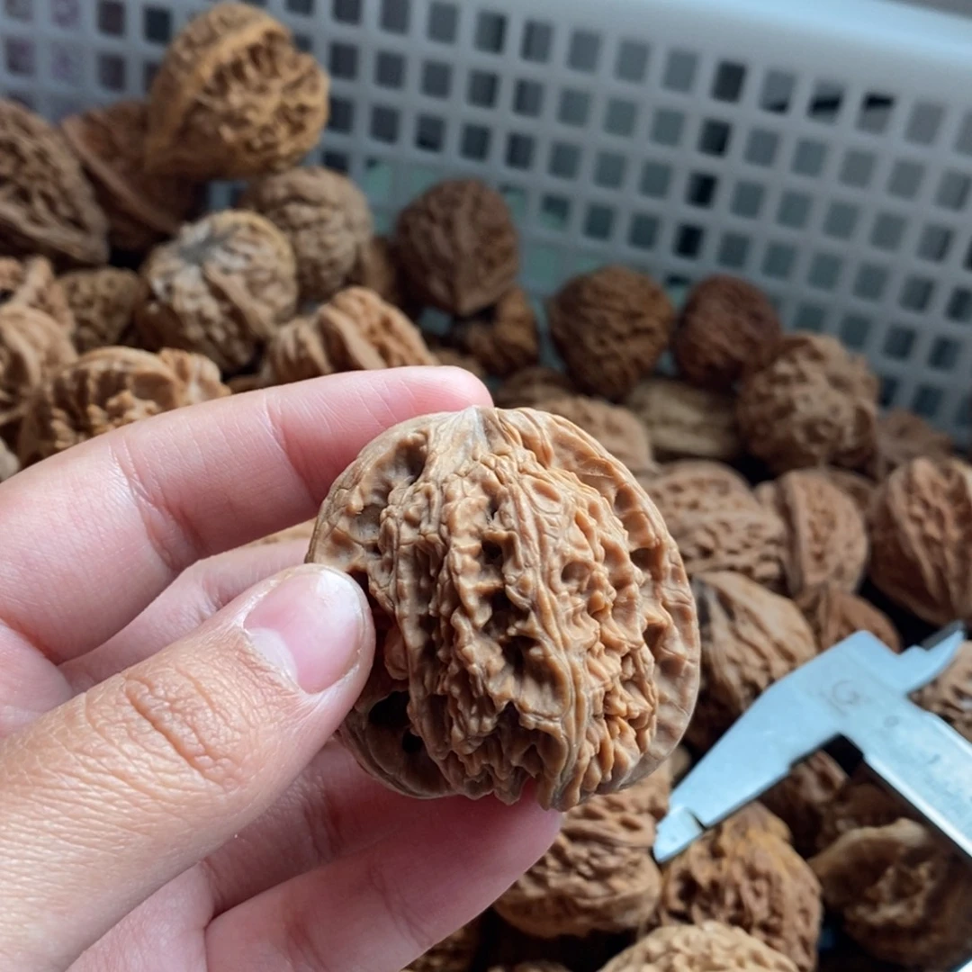 鸿***大叶紫檀（黑酸枝木类）