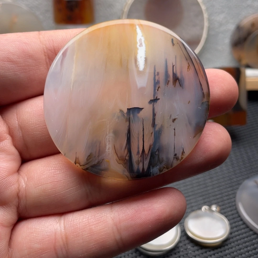 玛瑙/玉髓未镶嵌颈饰