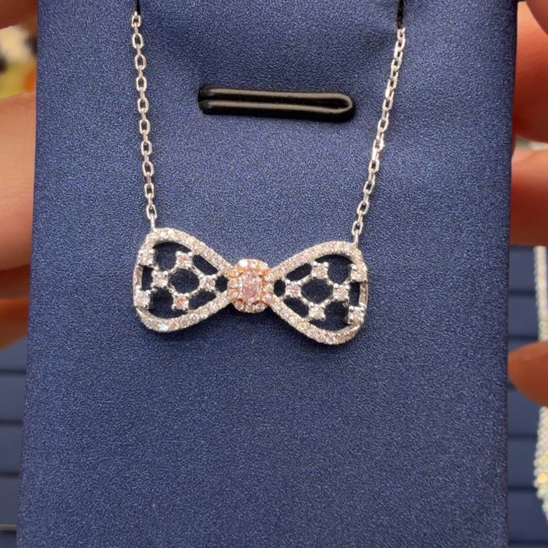 钻石18K金镶嵌颈饰粉钻项链