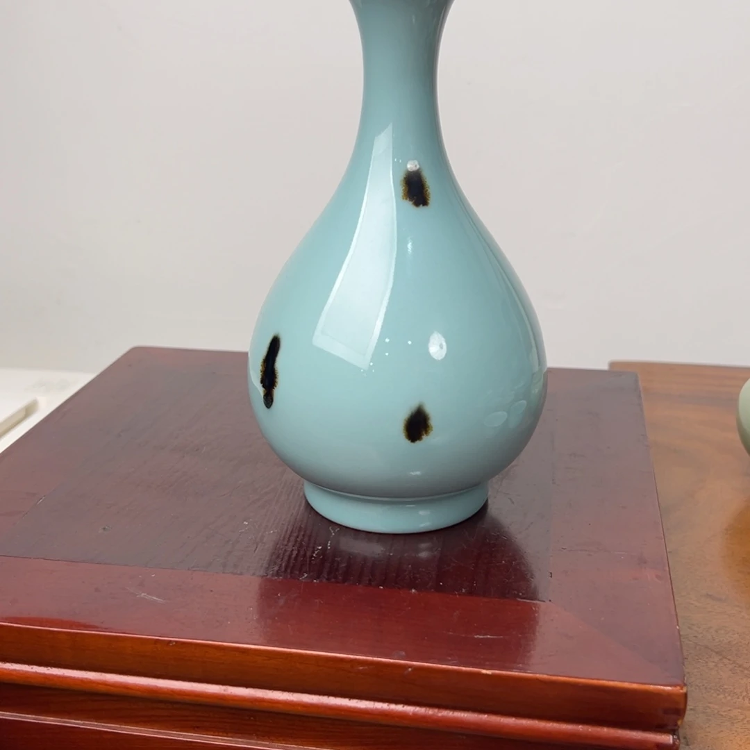 杯龙泉青瓷12345: