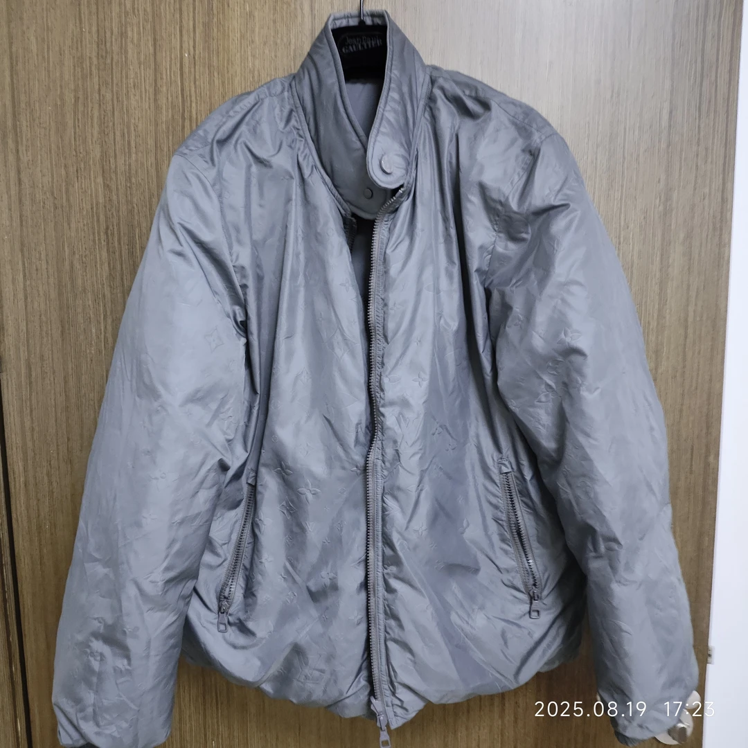 95新 LouisVuitton/路易威登 双面满印羽绒服/250819TYNZF07