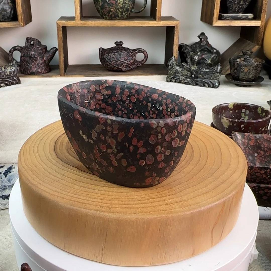 梅花玉精品红梅随形杯170毫升