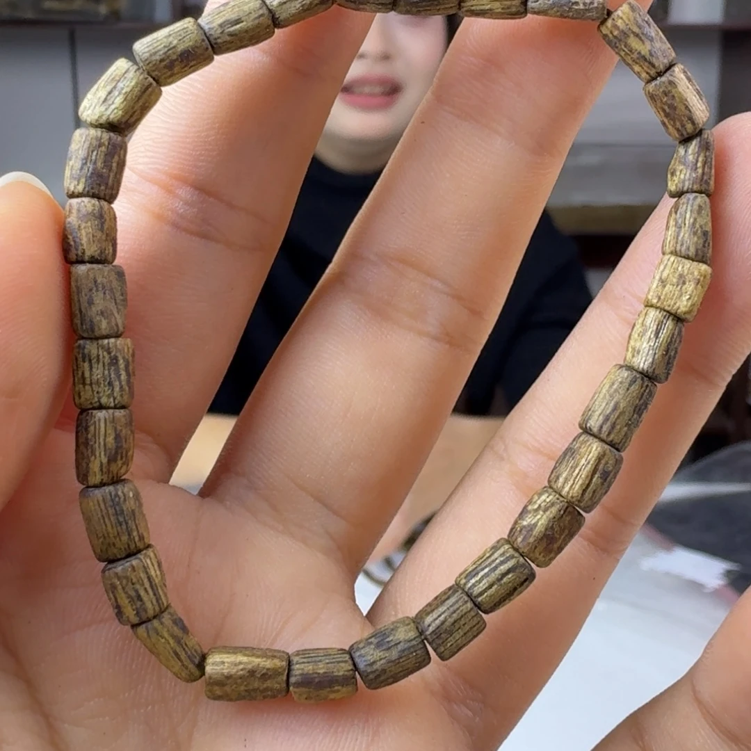 沉香沉香碎屑沉香沉香碎屑+0.5单圈筒珠+多样性发一