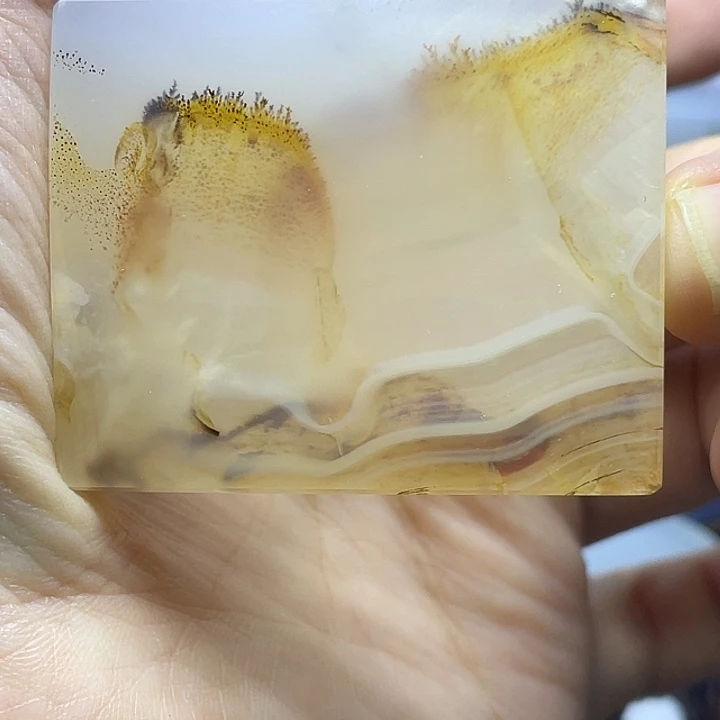 未镶嵌颈饰玛瑙/玉髓