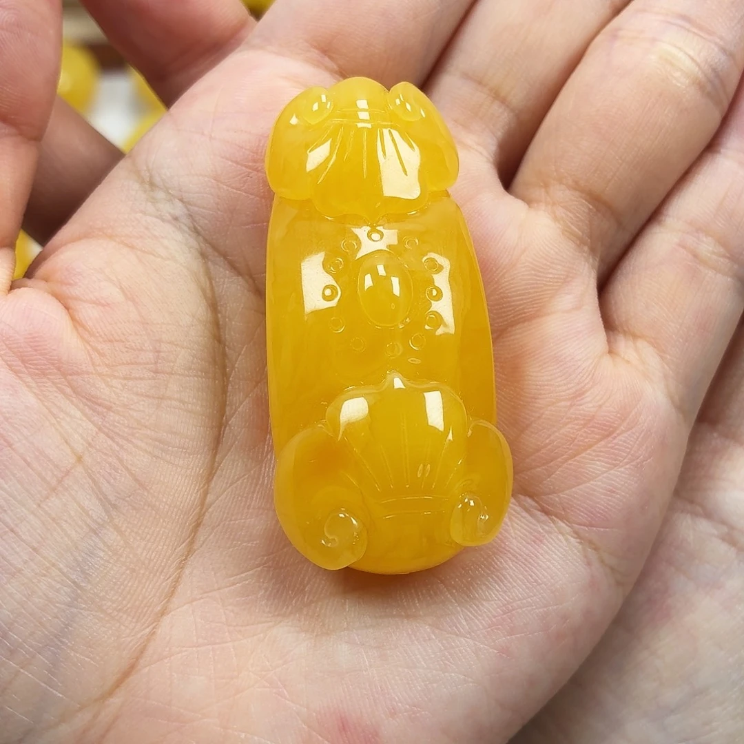 蜜蜡颈饰未镶嵌焦皮妖花如意