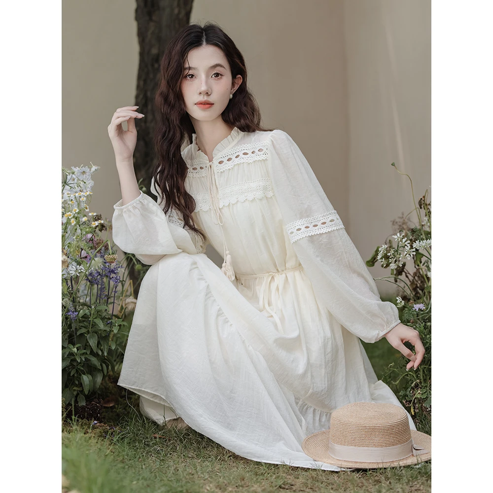 2025秋新款民族风好看白色裙子收腰波西米亚超长袖连衣裙女气质