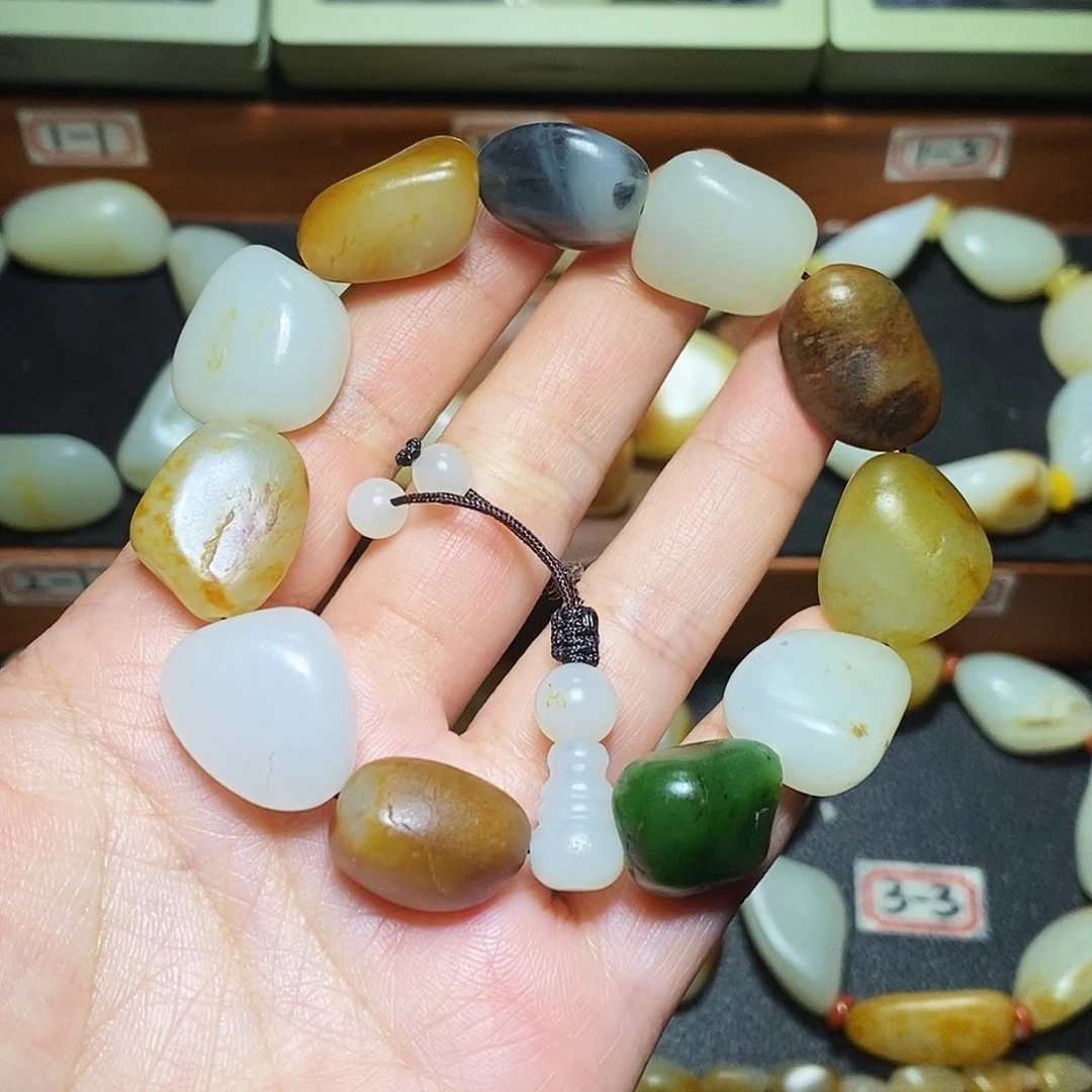 和田玉未镶嵌手链