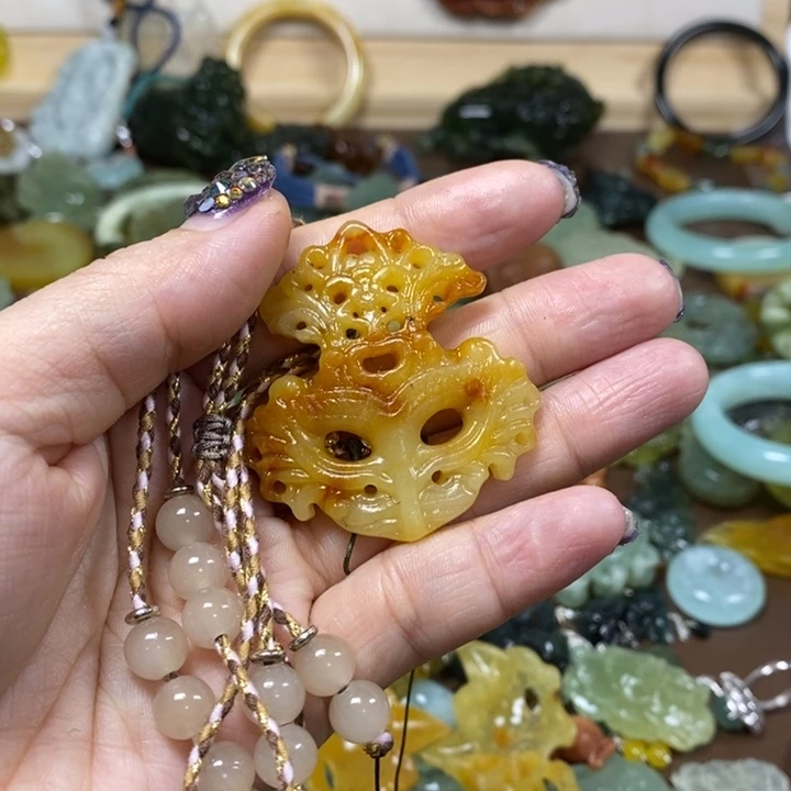 蛇纹石玉吊坠未镶嵌W***u