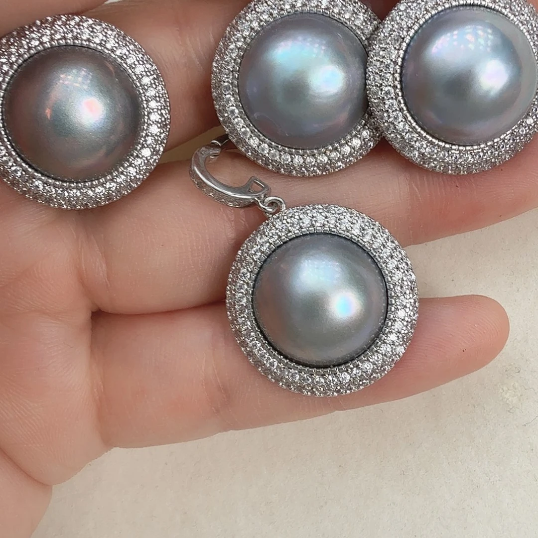 未镶嵌耳饰拼合珍珠（马贝珠）