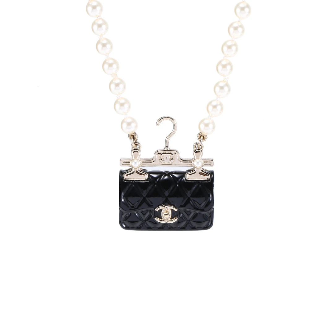 99新 Chanel/香奈儿 【念念】黑金衣架口盖包吊坠 珍珠 项链