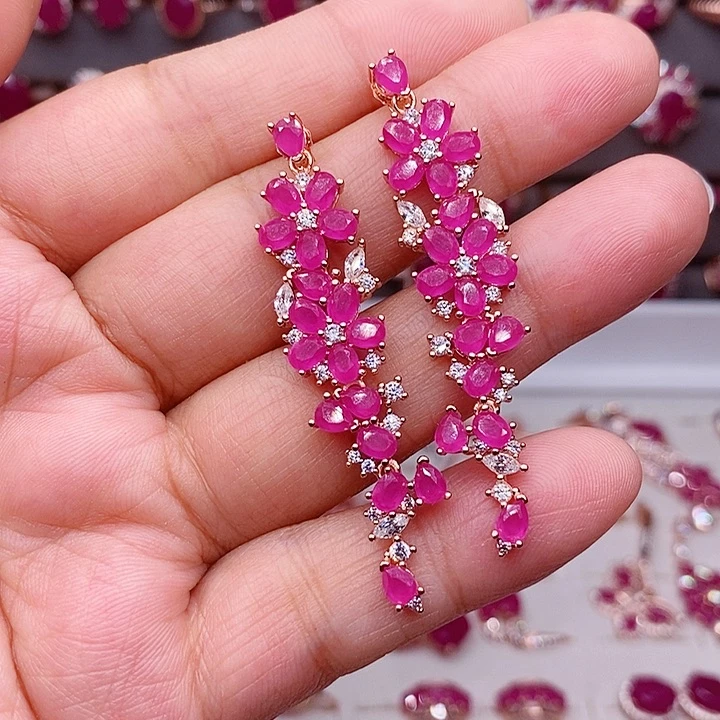 和***音红宝石耳饰银S925镶嵌