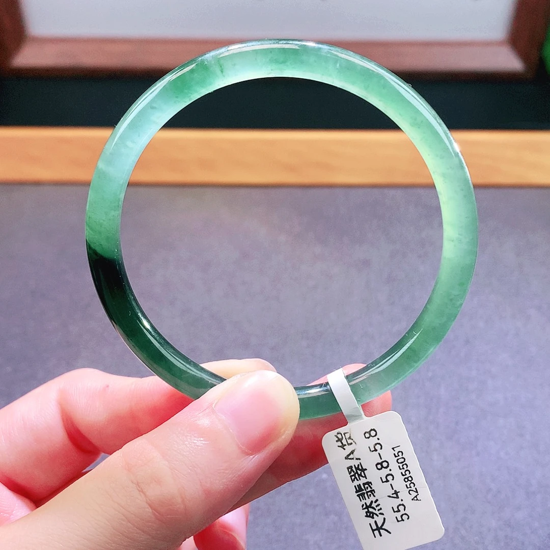未镶嵌手镯翡翠天然翡翠