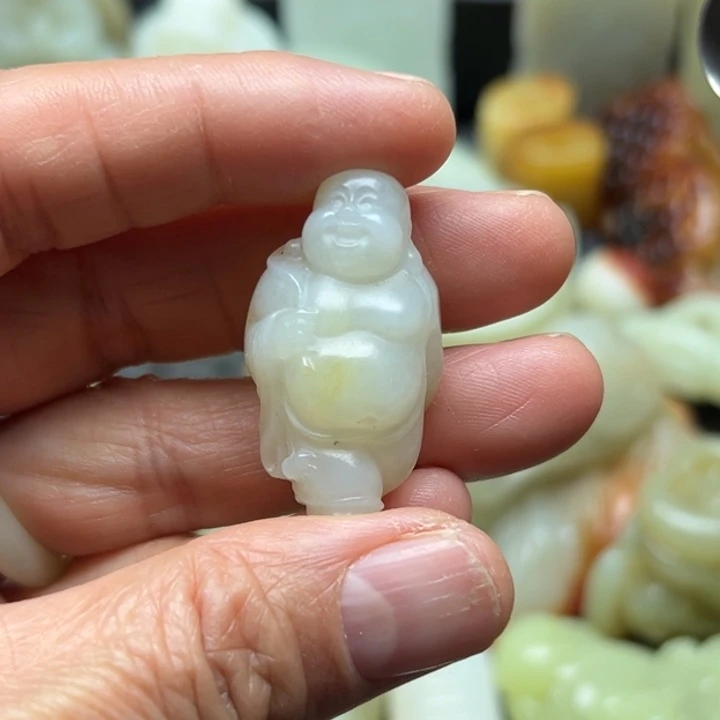 未镶嵌和田玉（糖玉）挂件