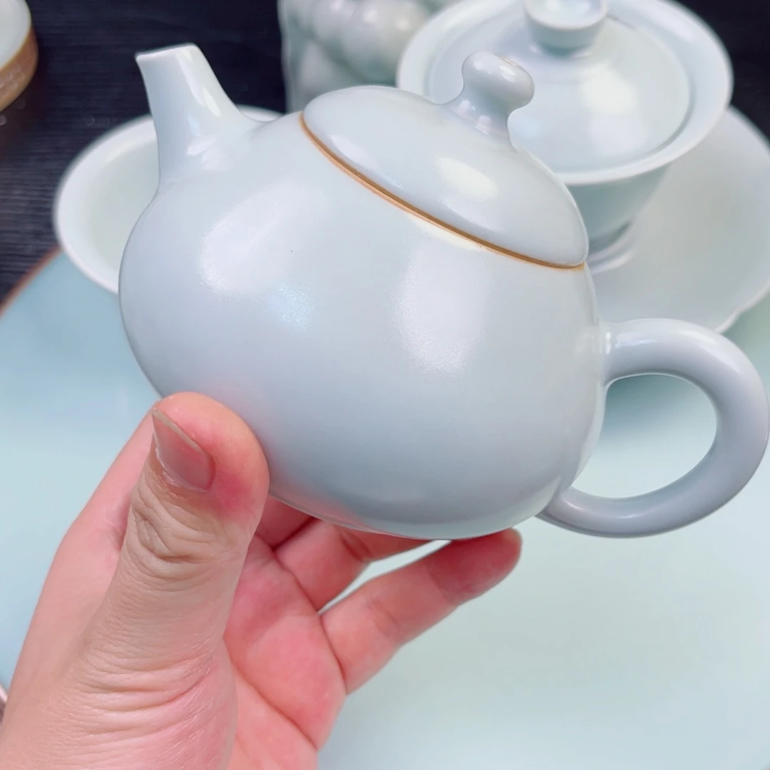 瓷片随**安不计成本交个朋友