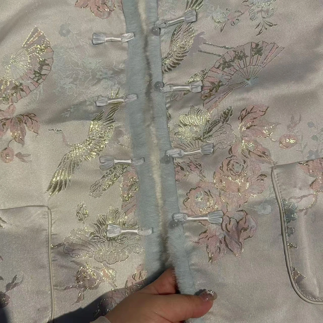 【冯七七】2025秋冬新款高级感新中式盘扣马甲外套