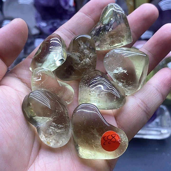 紫晶未镶嵌大型摆件（非配饰）833黄水晶爱心