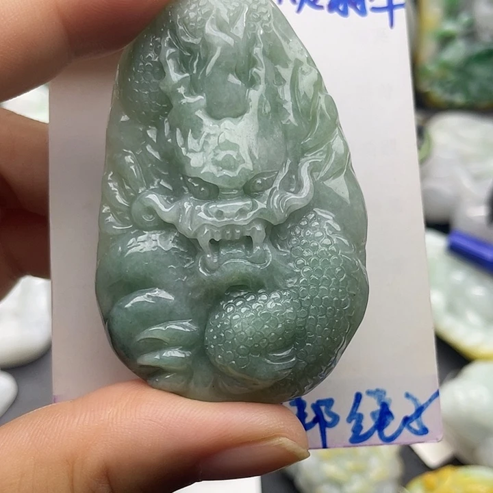 翡翠未镶嵌颈饰天然翡翠