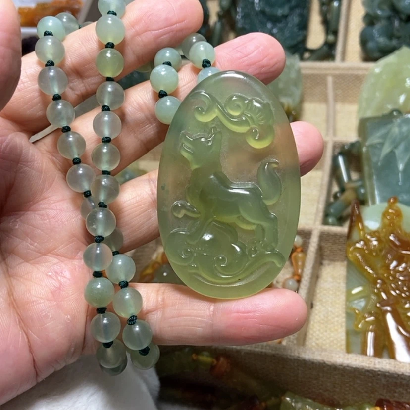 【闪购商品】未镶嵌蛇纹石玉颈饰和**财