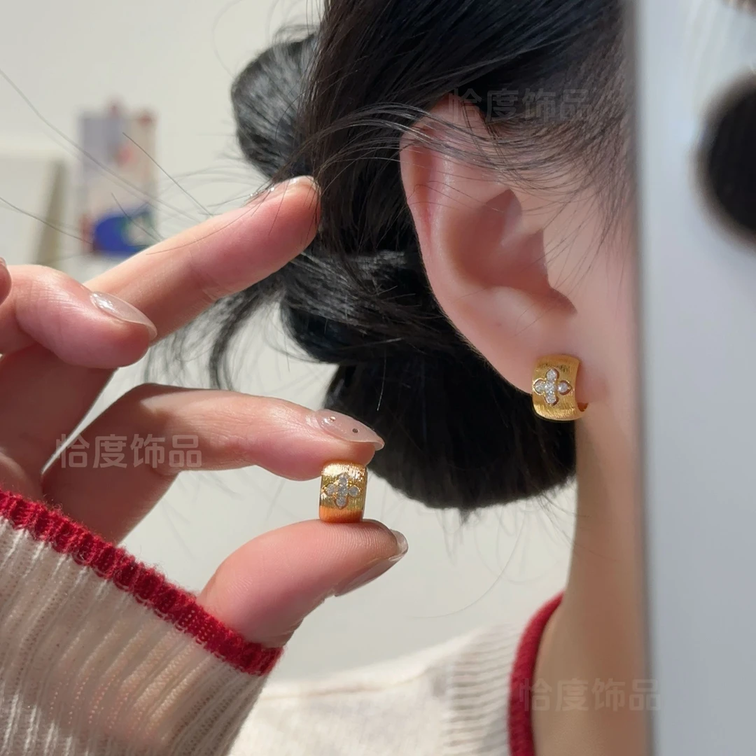 铜合金合成锆石耳饰 【恰度】法式镂空花朵锆石宽面耳扣