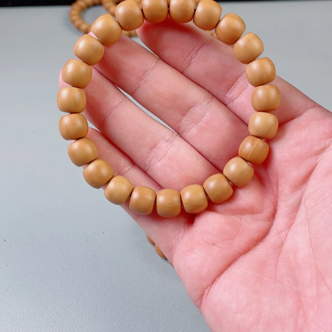 猴头核桃手串瑕疵直切