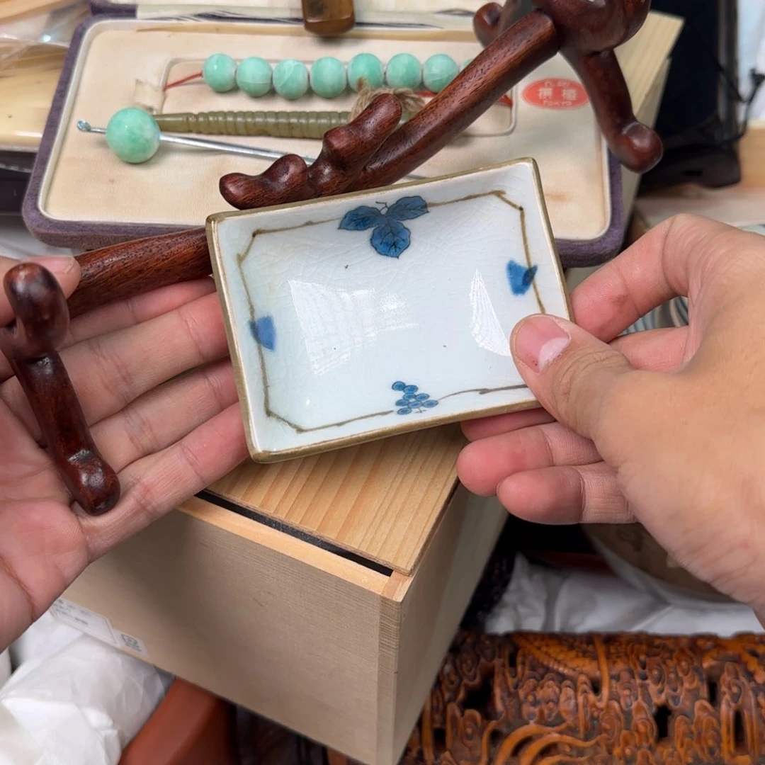 陶瓷孤品单件车里拍的