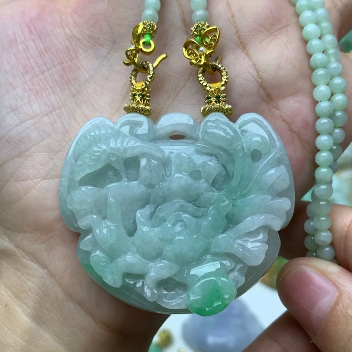 颈饰未镶嵌翡翠翡翠