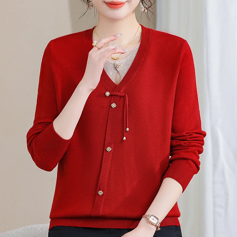 妈妈春装针织打底衫上衣女2025新款春秋中老年人气质长袖薄款毛衣