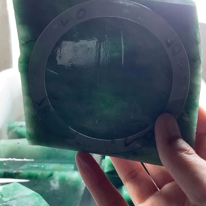 定制石英质玉（非洲翠）