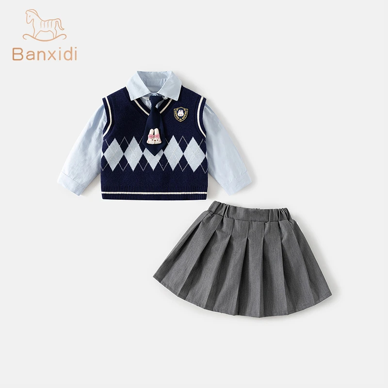 班喜迪儿童套装秋装新款学院风女童毛衣背心宝宝衬衫JK裙子三件套