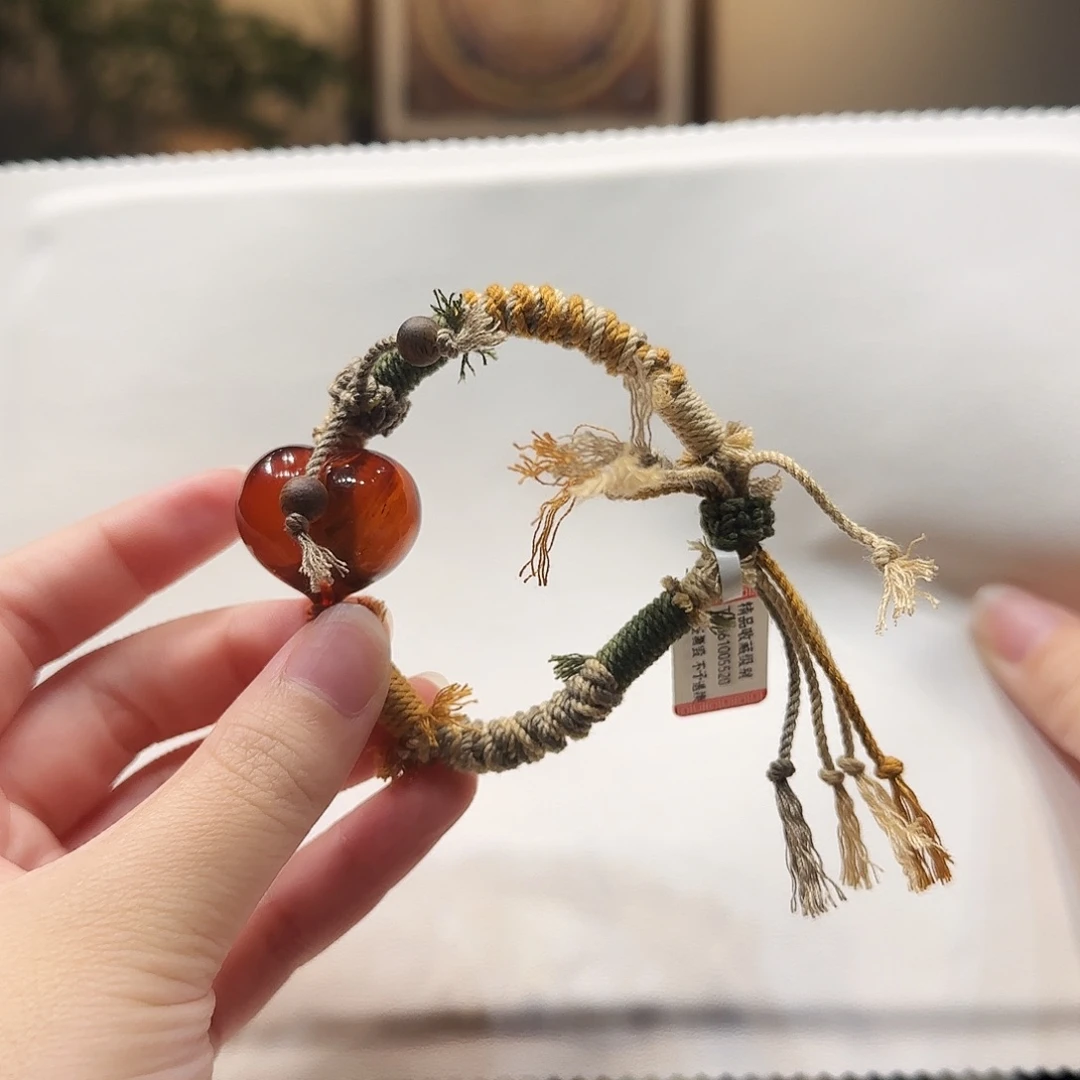 血珀未镶嵌手绳血珀爱心