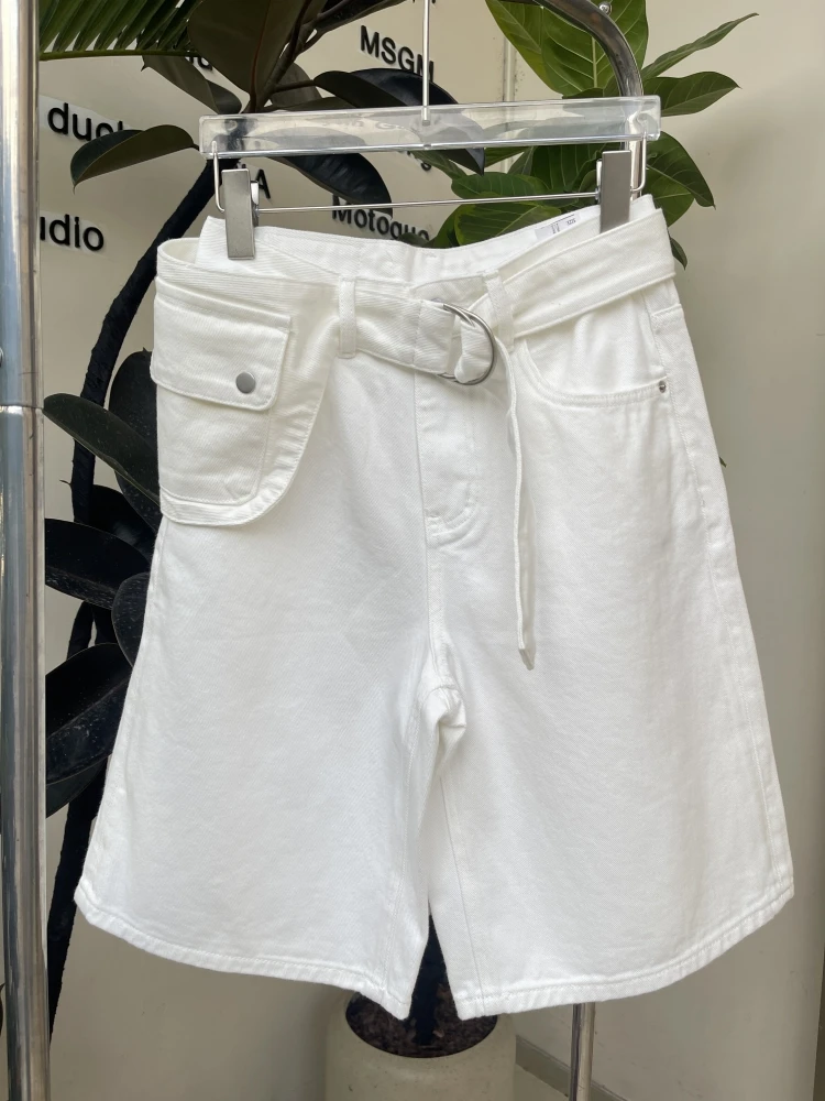 【济州岛】设计感腰包设计白色牛仔中裤