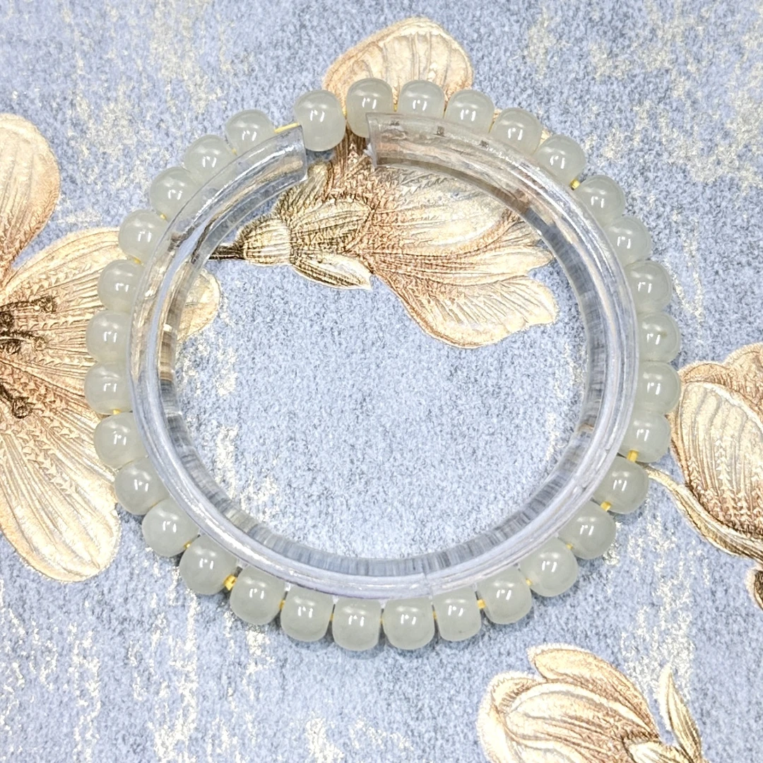 单圈和田玉6MM搭配圆珠吊坠简约时尚手串约32颗