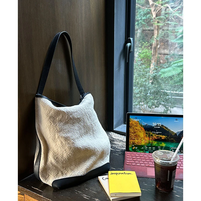 吕小布 | 复古松弛感 25春夏苎麻拼接牛皮大容量托特单肩包0197