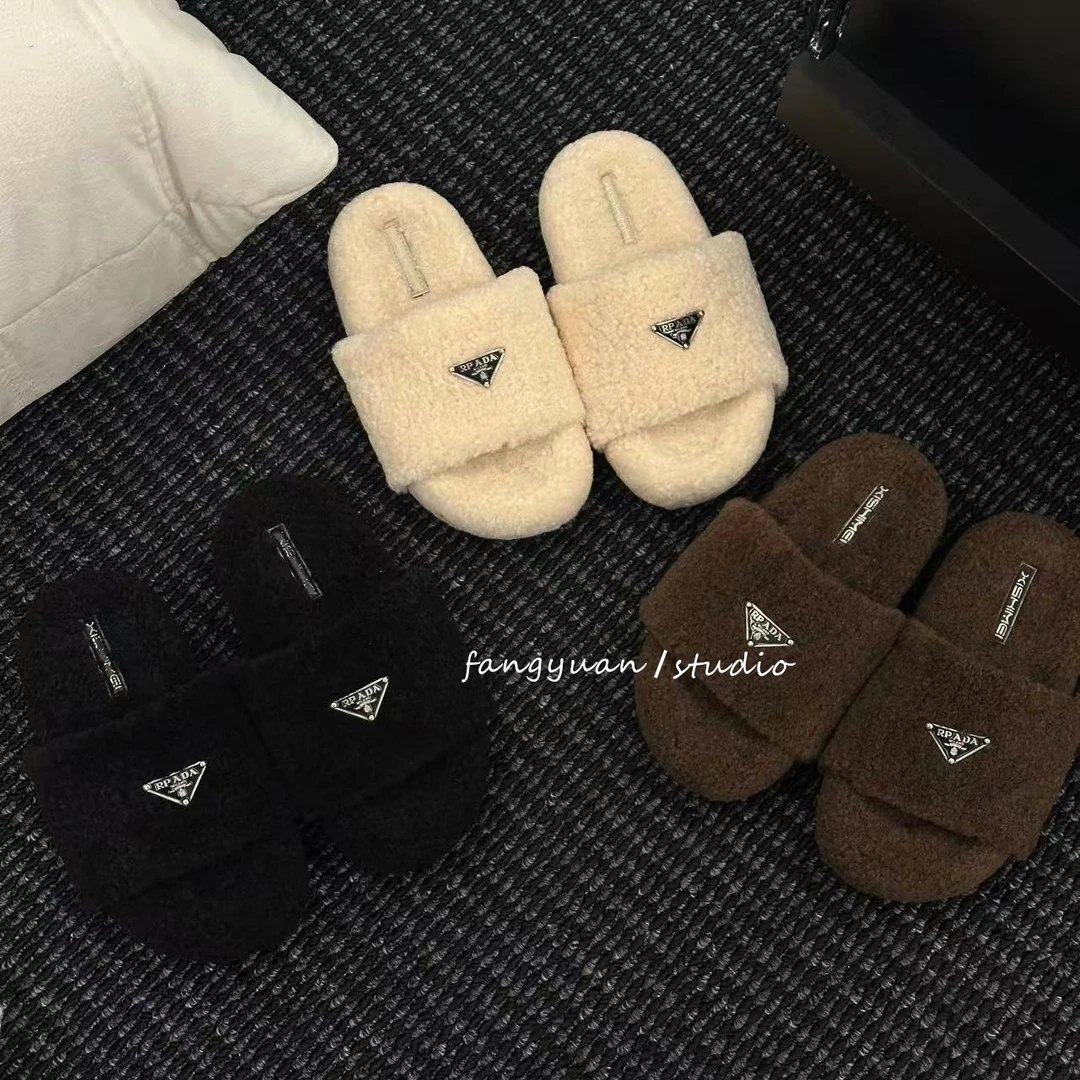 秋季低跟休闲时尚鞋防滑平底韩版百搭一字带三角板毛毛拖鞋