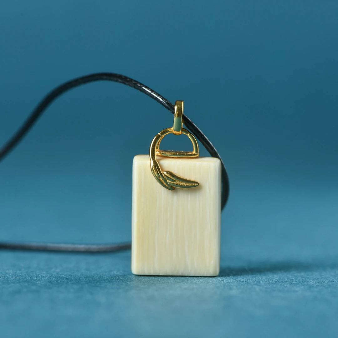 猛犸牙原皮料精雕无事牌脖挂（多样性发其一）