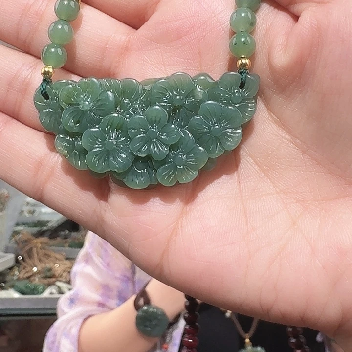 和田玉未镶嵌戒指