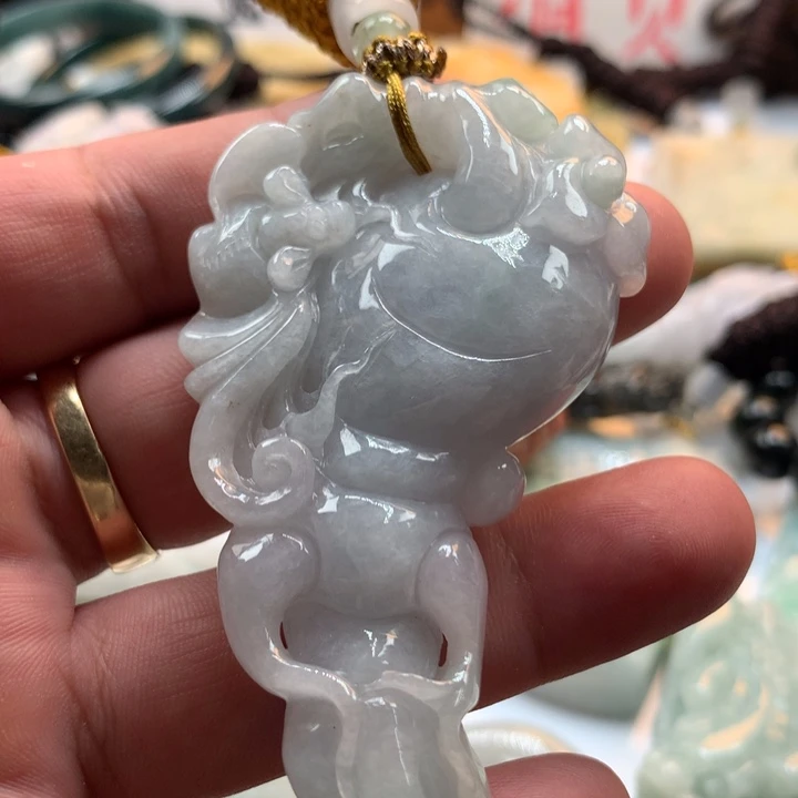 翡翠未镶嵌颈饰保真天然a货翡翠