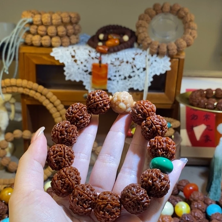 金刚菩提手串196玉华满蜂窝貔貅➕绿扣