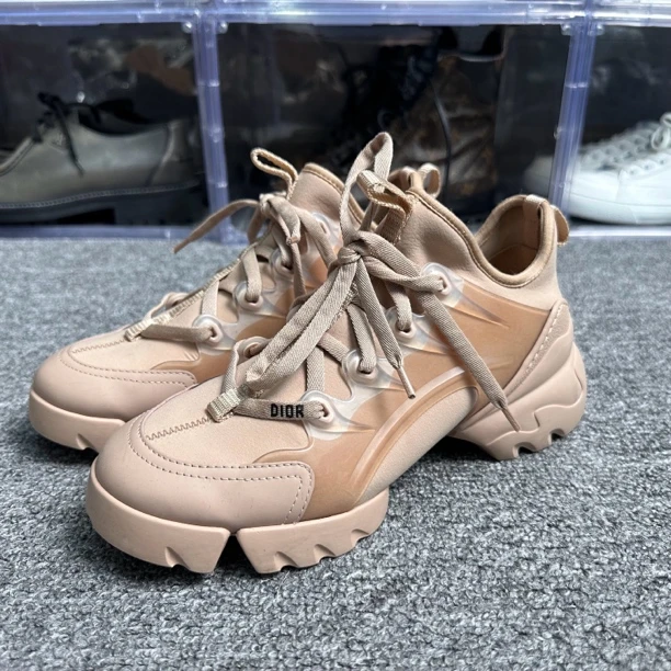 95新 DIOR/迪奥 36码 迪奥裸色老爹鞋 无盒