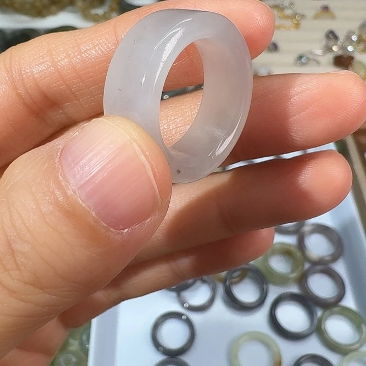 和田玉未镶嵌戒指17.9内径33