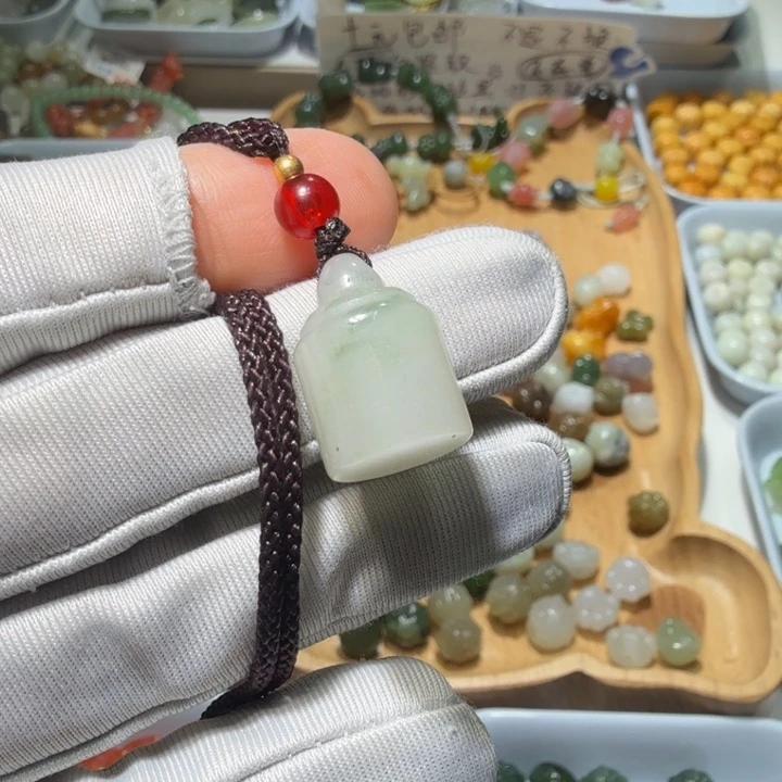 和田玉未镶嵌珠宝半成品