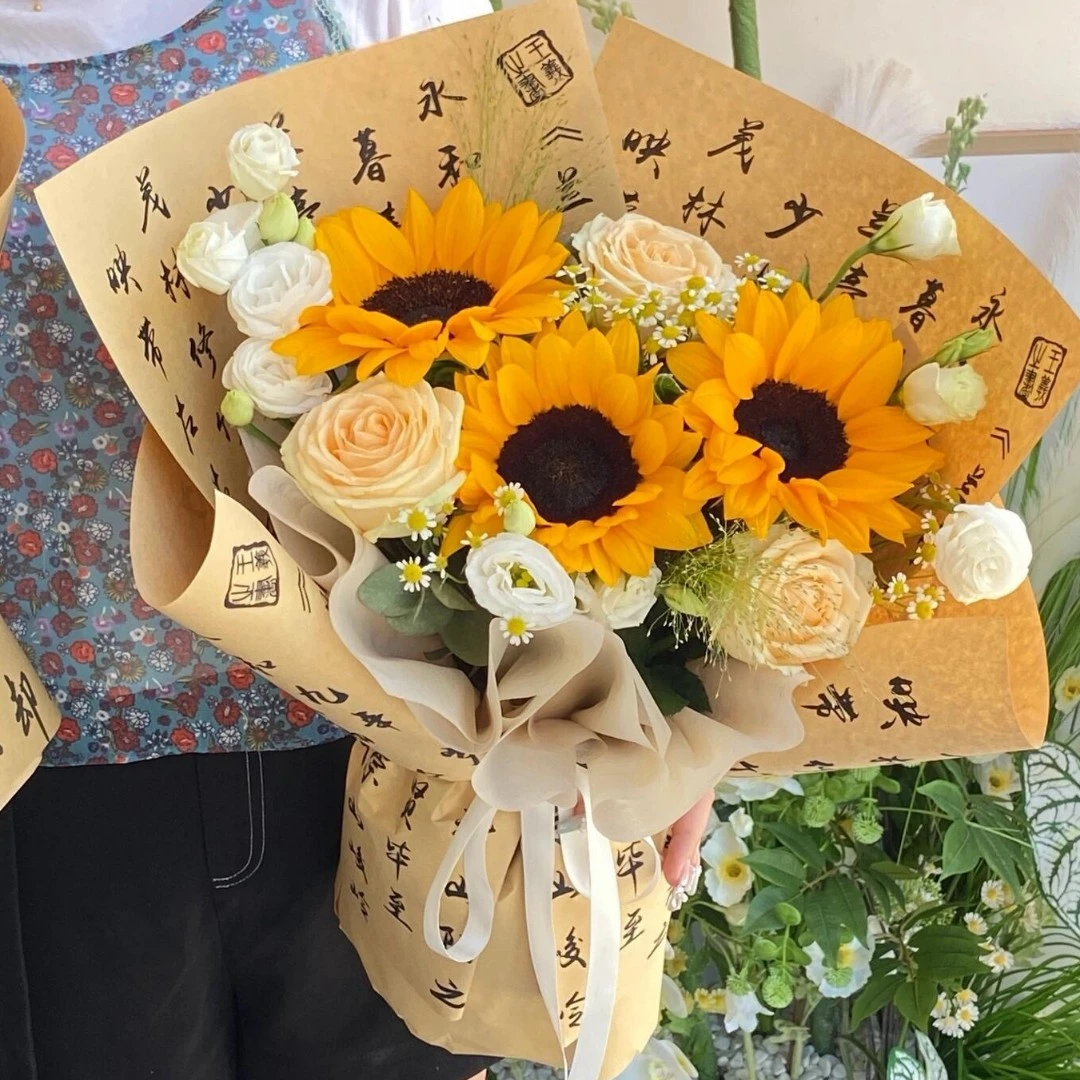 3朵向日葵香槟玫瑰花