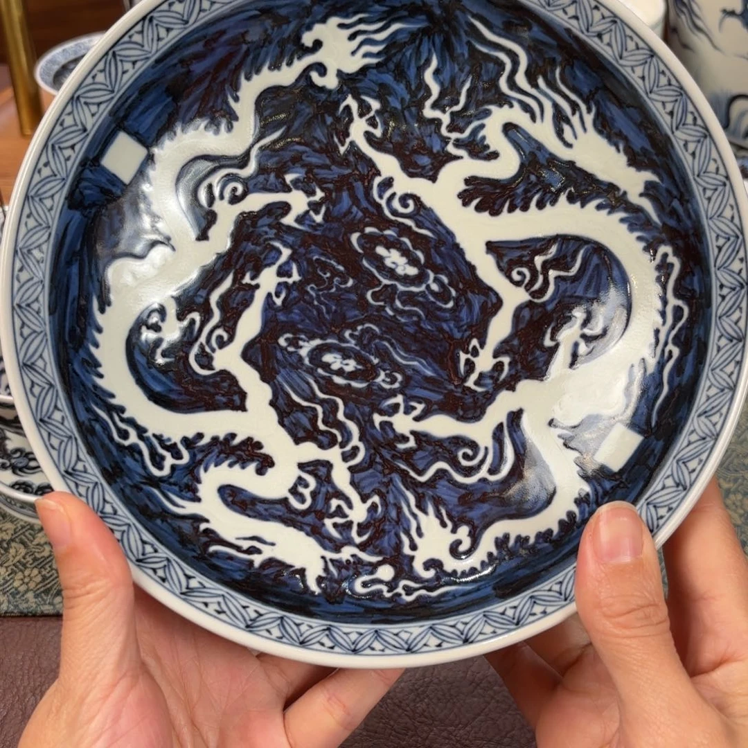 陶内膜印铠甲龙壶承